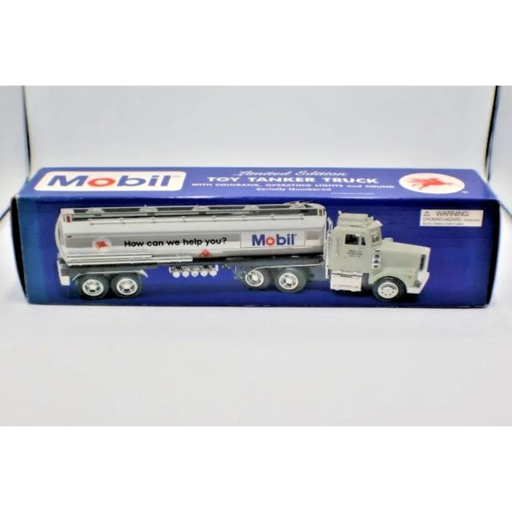 New VTG 1999 Mobil‎ Toy Tanker Truck Credit Card 8004 Made Limited Edition 1:32